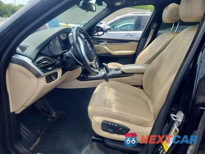 Zdjęcie 7 z 13 samochodu: 2018 BMW X5 XDRIVE35I VIN:5UXKR0C59JL074277 - miniatura