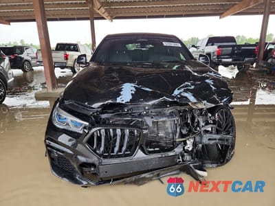 Piąte zdjęcie samochodu w środku: 2022 BMW X6 M50I VIN:5UXCY8C03N9K75041 - miniatura