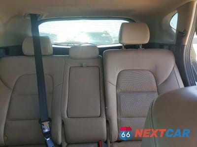 Zdjęcie 10 z 13 samochodu: 2016 HYUNDAI TUCSON LIMITED VIN:KM8J33A26GU077385 - miniatura