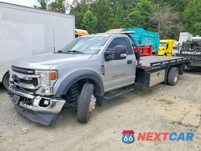 2022 FORD F550 SUPER DUTY 1FDUF5GN4NDA13103 - główne zdjęcie licytacji z USA - miniatura
