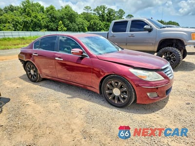 Czwarte zdjęcie samochodu z boku: 2010 HYUNDAI GENESIS 3.8L VIN:KMHGC4DE7AU076548 - miniatura