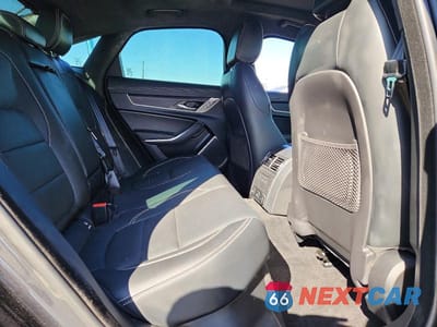Zdjęcie 10 z 12 samochodu: 2022 JAGUAR XF R-DYNAMIC SE VIN:SAJBL4GX4NCY91251 - miniatura