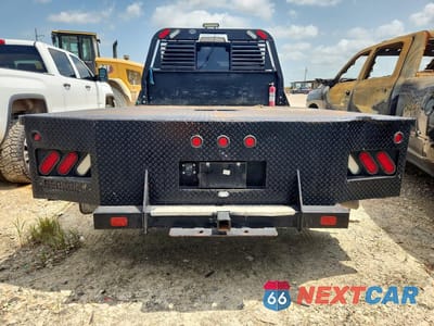 Zdjęcie 6 z 12 samochodu: 2018 RAM 4500 VIN:3C7WRLEL2JG304581 - miniatura