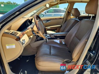Zdjęcie 7 z 12 samochodu: 2007 MERCEDES-BENZ S 550 VIN:WDDNG71X37A051511 - miniatura