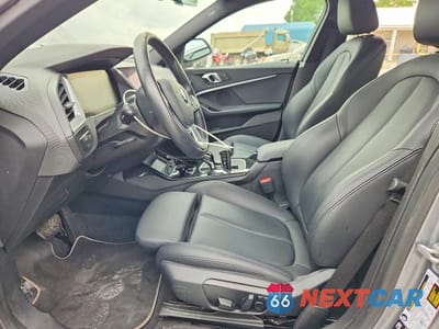 Zdjęcie 7 z 13 samochodu: 2024 BMW 228XI VIN:WBA73AK09R7R13009 - miniatura