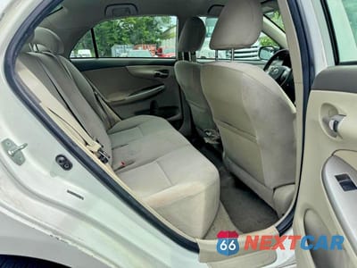 Zdjęcie 9 z 11 samochodu: 2010 TOYOTA COROLLA LE VIN:JTDBU4EE0AJ075043 - miniatura