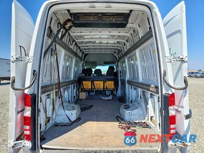 Zdjęcie 10 z 13 samochodu: 2012 MERCEDES-BENZ SPRINTER 3500 VIN:WD3PF1CC8C5685973 - miniatura