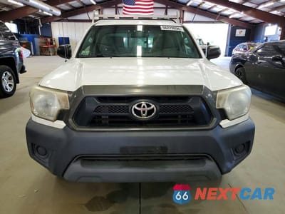 Piąte zdjęcie samochodu w środku: 2013 TOYOTA TACOMA BASE VIN:5TFNX4CN6DX020119 - miniatura