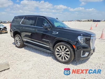 Czwarte zdjęcie samochodu z boku: 2023 GMC YUKON DENALI VIN:1GKS2DKL8PR101895 - miniatura