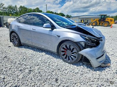Czwarte zdjęcie samochodu z boku: 2024 TESLA MODEL Y VIN:7SAYGDEF3RA295953 - miniatura