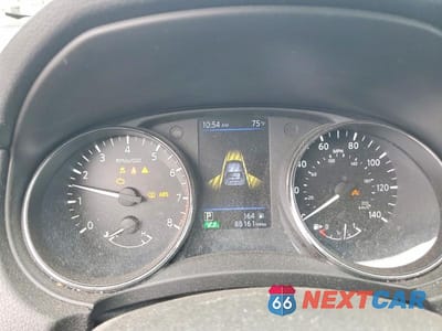 Zdjęcie 9 z 14 samochodu: 2019 NISSAN ROGUE S VIN:5N1AT2MV6KC817998 - miniatura