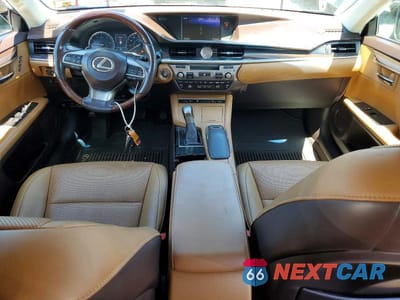 Zdjęcie 8 z 12 samochodu: 2017 LEXUS ES 350 VIN:58ABK1GG5HU036092 - miniatura