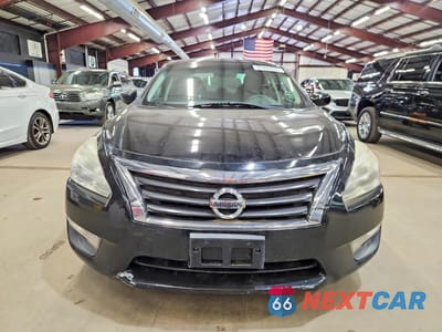 Piąte zdjęcie samochodu w środku: 2015 NISSAN ALTIMA 2.5 S VIN:1N4AL3AP9FC593833 - miniatura