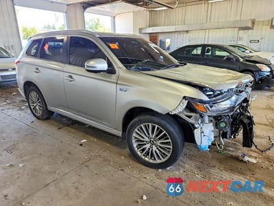 Czwarte zdjęcie samochodu z boku: 2020 MITSUBISHI OUTLANDER SEL VIN:JA4J24A50LZ029153 - miniatura