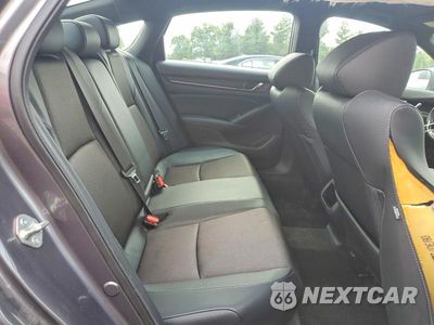 Zdjęcie 10 z 12 samochodu: 2018 HONDA ACCORD SPORT VIN:1HGCV1F37JA250743 - miniatura