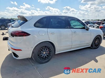 Trzecie zdjęcie samochodu z tyłu: 2016 PORSCHE CAYENNE GTS VIN:WP1AD2A28GLA78473 - miniatura