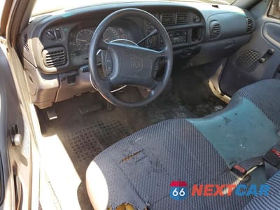 Zdjęcie 8 z 12 samochodu: 2001 DODGE RAM 2500 VIN:3B6KC26Z31M272630 - miniatura