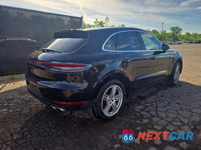 Trzecie zdjęcie samochodu z tyłu: 2020 PORSCHE MACAN S VIN:WP1AB2A57LLB36079 - miniatura