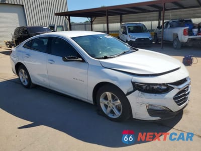Czwarte zdjęcie samochodu z boku: 2022 CHEVROLET MALIBU LS VIN:1G1ZC5ST8NF186354 - miniatura