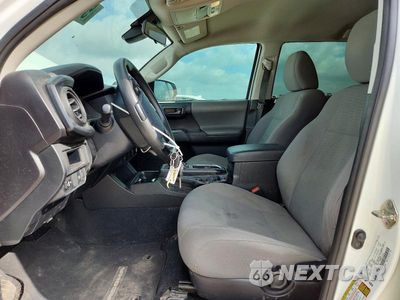 Zdjęcie 7 z 12 samochodu: 2018 TOYOTA TACOMA SR V6 VIN:3TMCZ5AN9JM149838 - miniatura