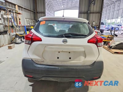 Zdjęcie 6 z 13 samochodu: 2018 NISSAN KICKS S VIN:3N1CP5CU0JL508142 - miniatura