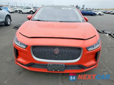 Piąte zdjęcie samochodu w środku: 2019 JAGUAR I-PACE FIRST EDITION VIN:SADHD2S16K1F63504 - miniatura