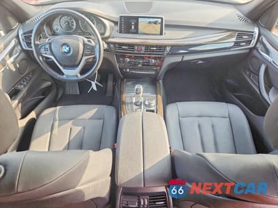 Zdjęcie 8 z 12 samochodu: 2018 BMW X5 XDRIVE35I VIN:5UXKR0C59JL076109 - miniatura