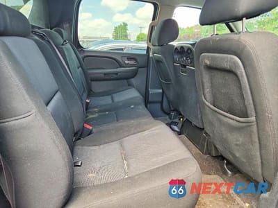 Zdjęcie 10 z 12 samochodu: 2010 CHEVROLET AVALANCHE LS VIN:3GNVKEE02AG248826 - miniatura