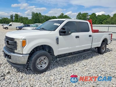 2017 FORD F250 SUPER DUTY 1FT7W2B62HEF22718 - główne zdjęcie licytacji z USA - miniatura