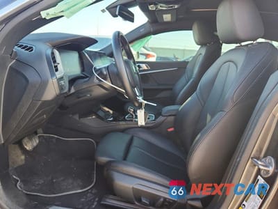 Zdjęcie 7 z 13 samochodu: 2021 BMW 228I VIN:WBA53AK00M7J33027 - miniatura