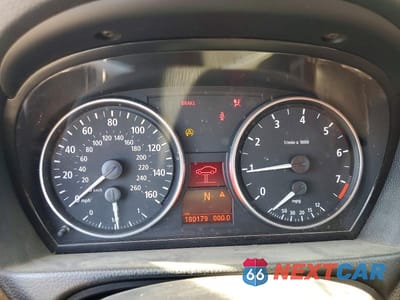 Zdjęcie 9 z 12 samochodu: 2006 BMW 325 I VIN:WBAVB13586PT01898 - miniatura