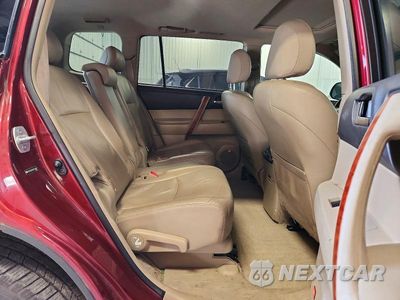 Zdjęcie 11 z 13 samochodu: 2010 TOYOTA HIGHLANDER LIMITED VIN:JTEDK3EH5A2164647 - miniatura