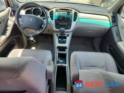 Zdjęcie 8 z 12 samochodu: 2005 TOYOTA HIGHLANDER LIMITED VIN:JTEDP21A850084992 - miniatura