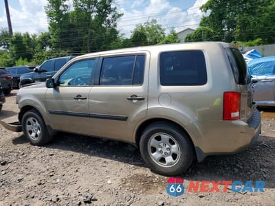 Drugie zdjęcie samochodu z przodu: 2011 HONDA PILOT LX VIN:5FNYF4H20BB097932 - miniatura
