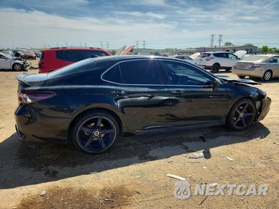 Trzecie zdjęcie samochodu z tyłu: 2021 TOYOTA CAMRY SE VIN:4T1G11AK5MU422647 - miniatura