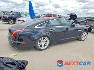 Trzecie zdjęcie samochodu z tyłu: 2011 JAGUAR XJ VIN:SAJWA1CB3BLV07424 - miniatura