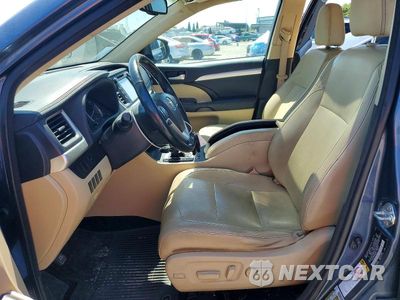 Zdjęcie 7 z 13 samochodu: 2014 TOYOTA HIGHLANDER XLE VIN:5TDJKRFH8ES020372 - miniatura