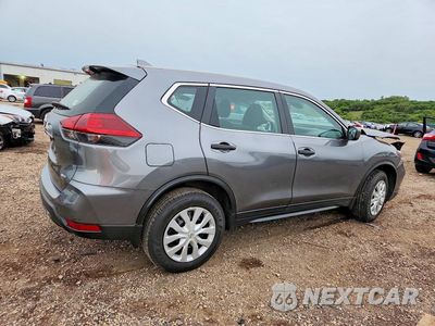 Trzecie zdjęcie samochodu z tyłu: 2020 NISSAN ROGUE S VIN:5N1AT2MV0LC719728 - miniatura
