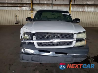 Piąte zdjęcie samochodu w środku: 2003 CHEVROLET SILVERADO C2500 HEAVY DUTY VIN:1GCHC29G03E366960 - miniatura