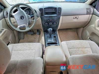Zdjęcie 8 z 13 samochodu: 2004 KIA SORENTO LX VIN:KNDJD733945233438 - miniatura