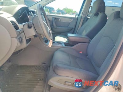 Zdjęcie 7 z 13 samochodu: 2013 CHEVROLET TRAVERSE LS VIN:1GNKRFKDXDJ250516 - miniatura