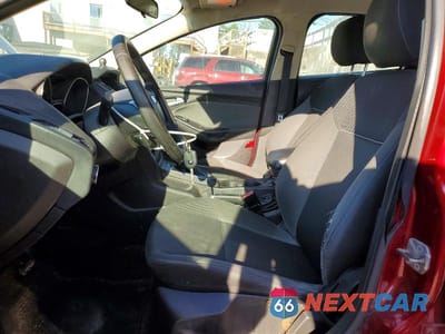 Zdjęcie 7 z 12 samochodu: 2013 FORD FOCUS SE VIN:1FADP3F23DL122546 - miniatura
