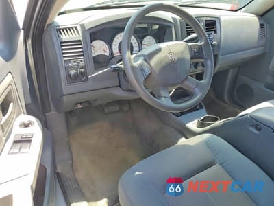 Zdjęcie 8 z 12 samochodu: 2007 DODGE DAKOTA ST VIN:1D7HE22K07S253578 - miniatura