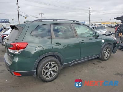 Trzecie zdjęcie samochodu z tyłu: 2023 SUBARU FORESTER PREMIUM VIN:JF2SKAEC4PH540119 - miniatura