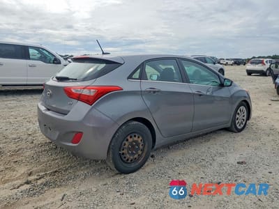 Trzecie zdjęcie samochodu z tyłu: 2017 HYUNDAI ELANTRA GT BASE VIN:KMHD35LH5HU347458 - miniatura