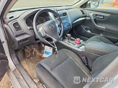 Zdjęcie 8 z 13 samochodu: 2015 NISSAN ALTIMA 2.5 S VIN:1N4AL3AP9FN380966 - miniatura
