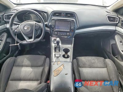 Zdjęcie 8 z 12 samochodu: 2017 NISSAN MAXIMA 3.5 S VIN:1N4AA6AP0HC369327 - miniatura