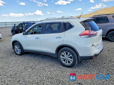 Drugie zdjęcie samochodu z przodu: 2015 NISSAN ROGUE SV VIN:5N1AT2MKXFC831429 - miniatura