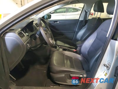Zdjęcie 7 z 12 samochodu: 2012 VOLKSWAGEN JETTA SE VIN:3VWDP7AJXCM317764 - miniatura