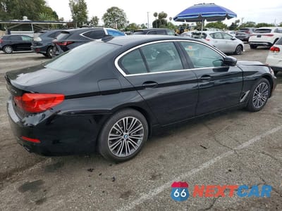 Trzecie zdjęcie samochodu z tyłu: 2020 BMW 530E VIN:WBAJA9C03LCD41087 - miniatura